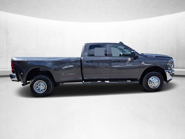 2025 RAM Ram 3500 RAM 3500 TRADESMAN CREW CAB 4X4 8 BOX