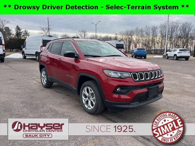 2025 Jeep Compass COMPASS LATITUDE 4X4