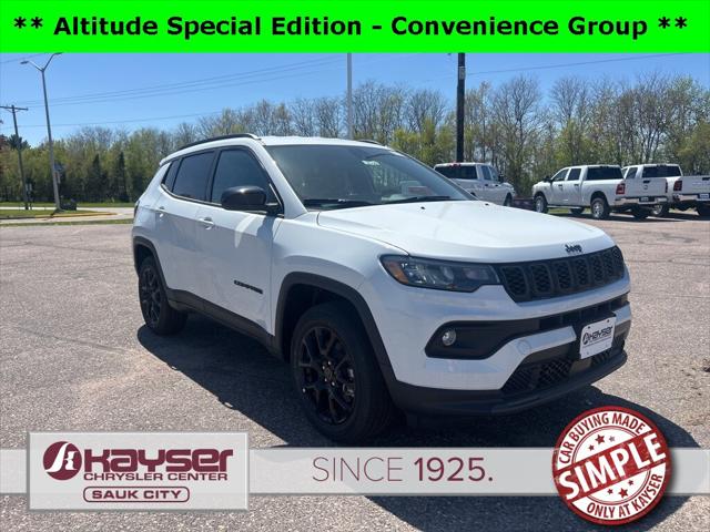2025 Jeep Compass COMPASS LATITUDE 4X4