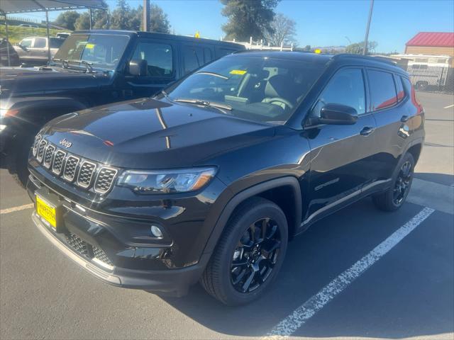 2025 Jeep Compass COMPASS LATITUDE 4X4