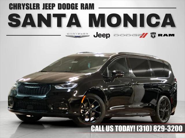2025 Chrysler Pacifica PACIFICA LIMITED