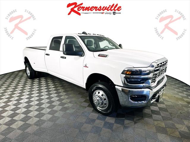 2025 RAM Ram 3500 RAM 3500 TRADESMAN CREW CAB 4X4 8 BOX