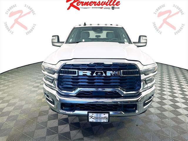 2025 RAM Ram 3500 RAM 3500 BIG HORN CREW CAB 4X4 8 BOX