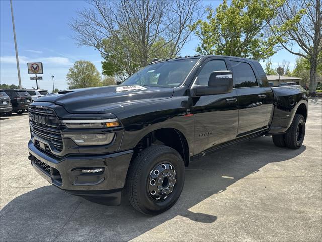 2025 RAM Ram 3500 RAM 3500 LARAMIE MEGA CAB 4X4 64 BOX