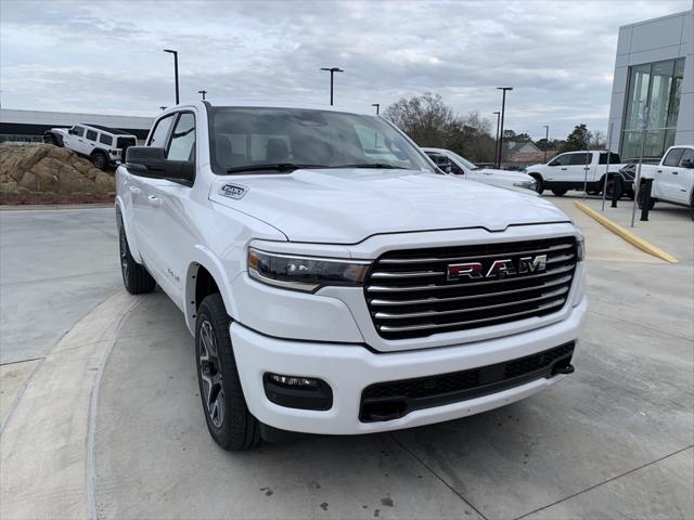2025 RAM Ram 1500 RAM 1500 LARAMIE CREW CAB 4X4 57 BOX
