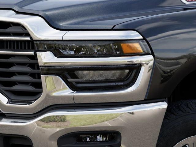 2025 Ram 3500 Tradesman Crew Cab 4x4 6'4" Box