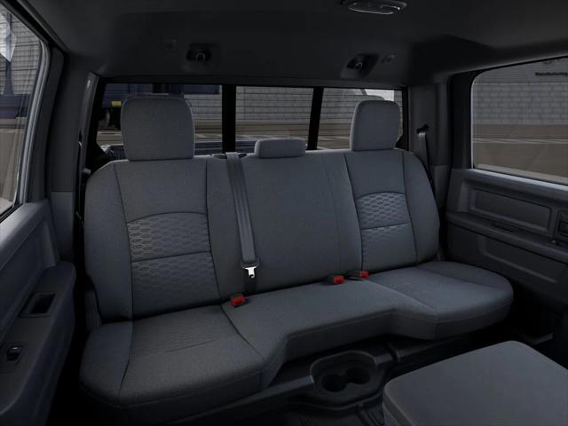 2025 Ram 3500 Tradesman Crew Cab 4x4 6'4" Box