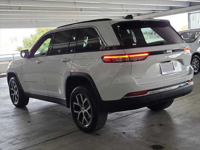 2025 Jeep Grand Cherokee GRAND CHEROKEE LIMITED 4X4