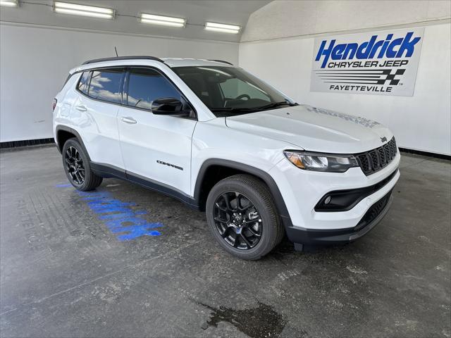 2025 Jeep Compass COMPASS LATITUDE 4X4