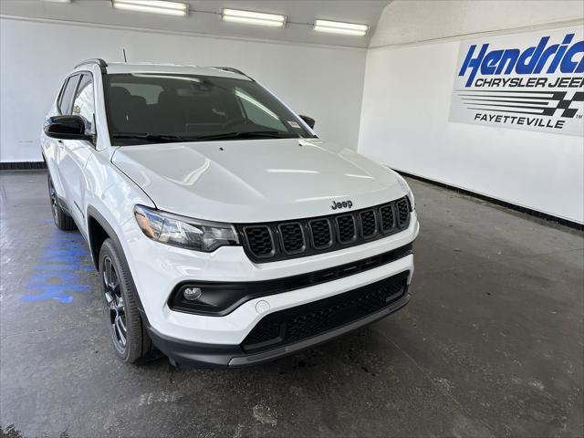 2025 Jeep Compass COMPASS LATITUDE 4X4