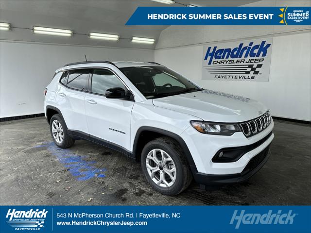2025 Jeep Compass COMPASS LATITUDE 4X4