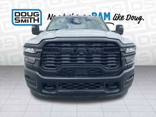 2025 RAM Ram 3500 RAM 3500 TRADESMAN CREW CAB 4X4 8 BOX