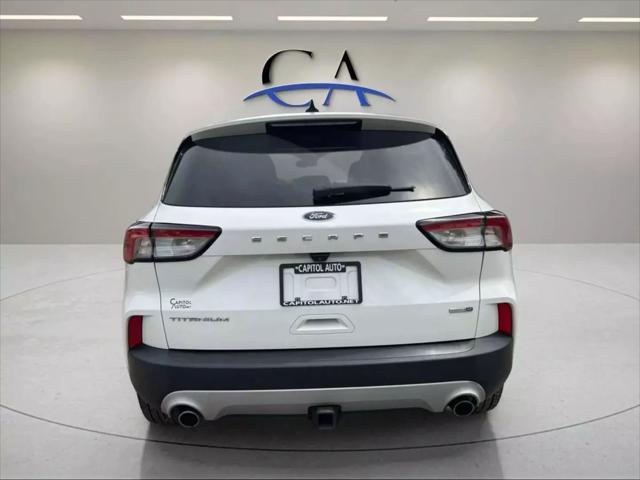 2020 Ford Escape Titanium