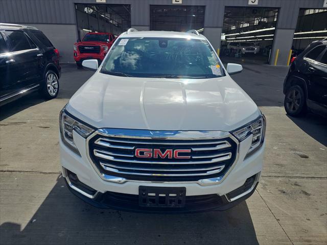 2024 GMC Terrain AWD SLT