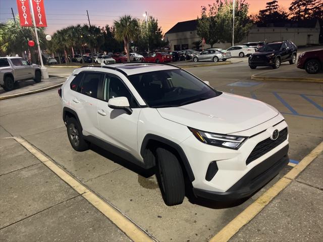 2022 Toyota RAV4 XLE