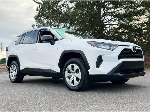 2020 Toyota RAV4 LE