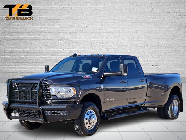 2022 RAM 3500 Big Horn Crew Cab 4x4 8 Box