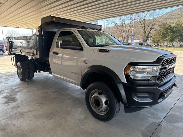 2022 RAM 5500 Chassis Tradesman/SLT