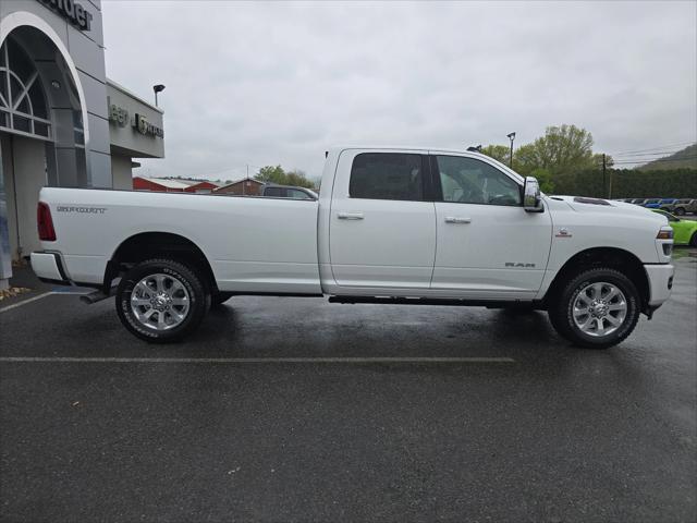 2025 RAM Ram 3500 RAM 3500 LARAMIE CREW CAB 4X4 8 BOX