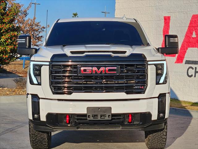 2024 GMC Sierra 2500HD 4WD Crew Cab Standard Bed AT4