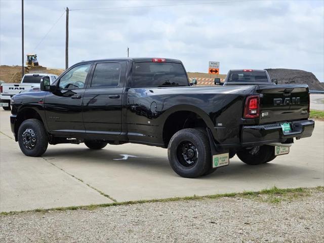 2025 RAM Ram 3500 RAM 3500 BIG HORN CREW CAB 4X4 8 BOX