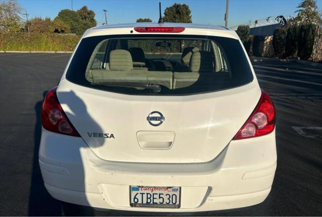 2012 Nissan Versa 1.8 S