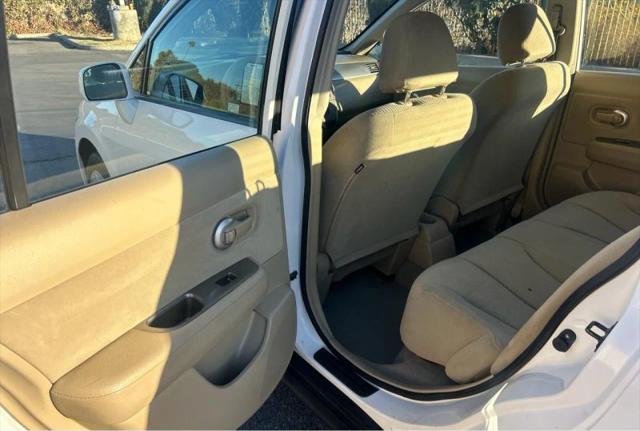 2012 Nissan Versa 1.8 S