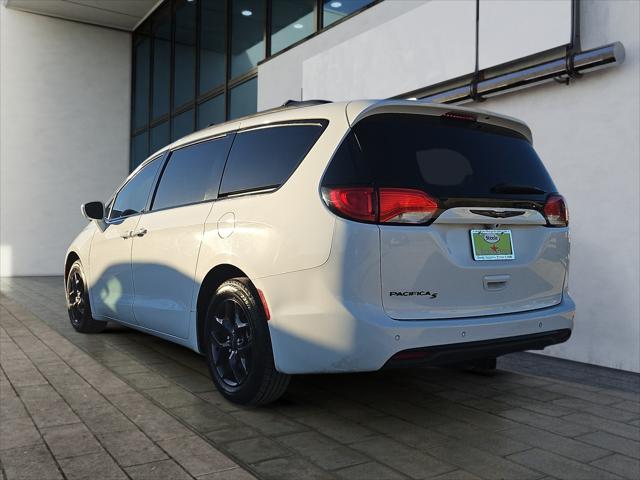 2019 Chrysler Pacifica Touring L Plus