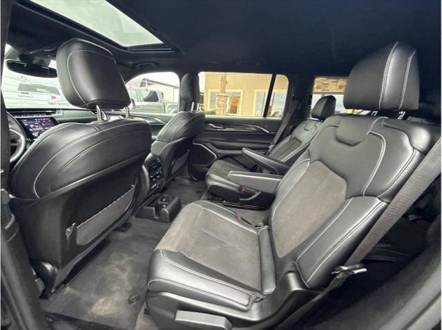 2022 Jeep Grand Cherokee L Altitude 4x4