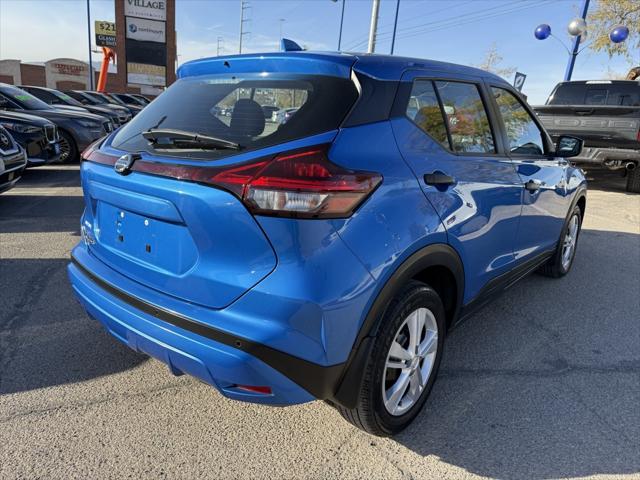 2021 Nissan Kicks S Xtronic CVT