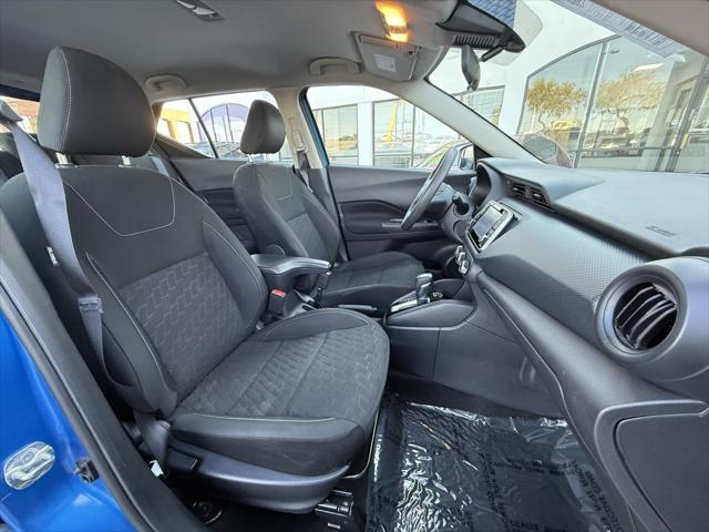 2021 Nissan Kicks S Xtronic CVT