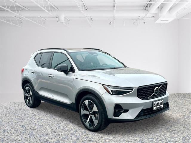 2023 Volvo XC40