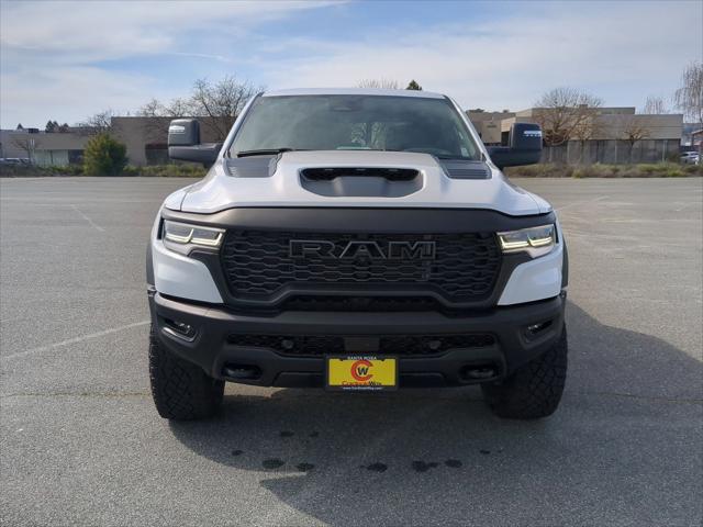 2025 RAM Ram 1500 RAM 1500 RHO CREW CAB 4X4 57 BOX