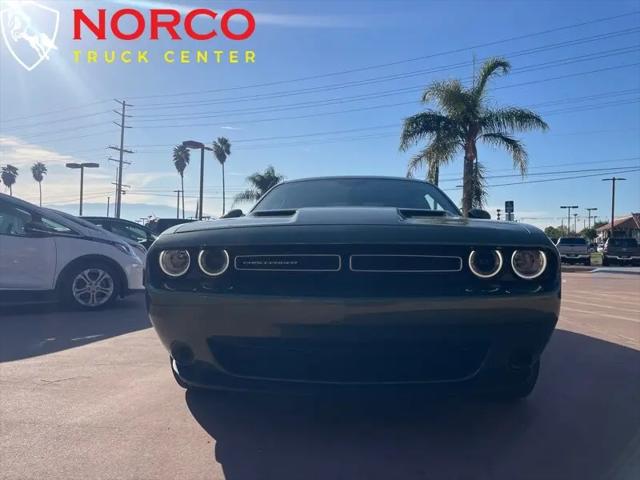 2022 Dodge Challenger SXT
