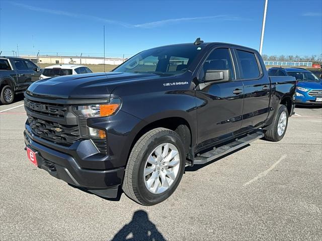 2022 Chevrolet Silverado 1500 2WD Crew Cab Short Bed Custom