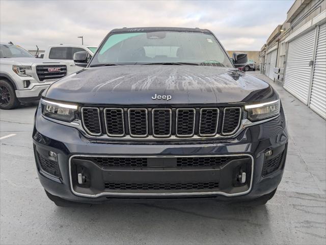 2023 Jeep Grand Cherokee Overland 4x2