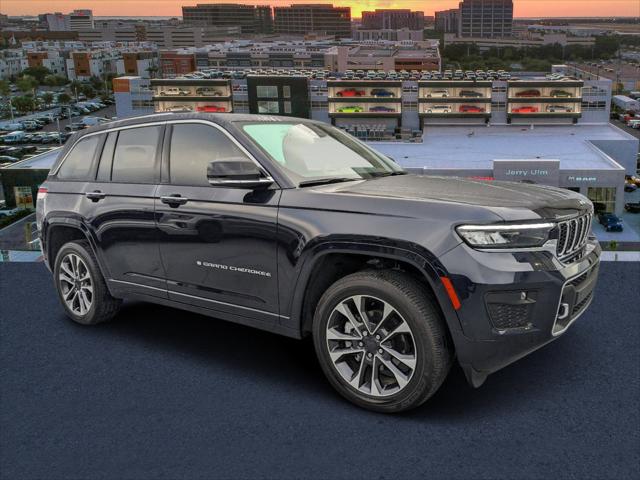 2023 Jeep Grand Cherokee Overland 4x2