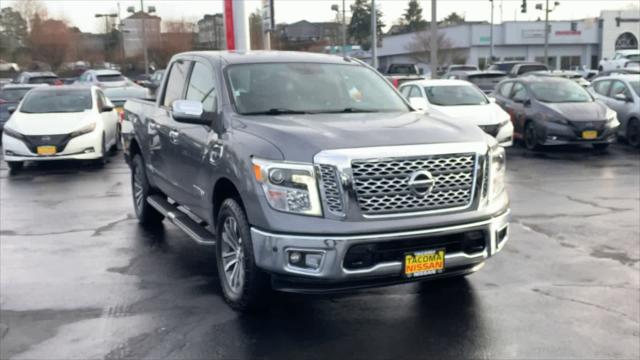 2017 Nissan TITAN SL