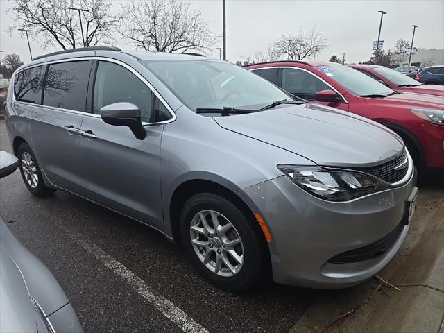 2020 Chrysler Voyager