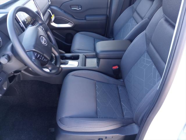 2025 Nissan Frontier Crew Cab SV 4x4