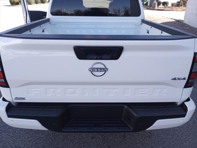 2025 Nissan Frontier Crew Cab SV 4x4