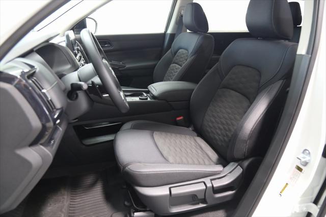 2025 Nissan Pathfinder S 4WD