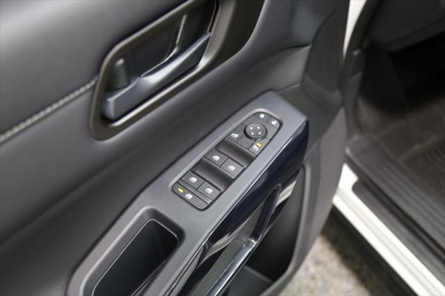 2025 Nissan Pathfinder S 4WD