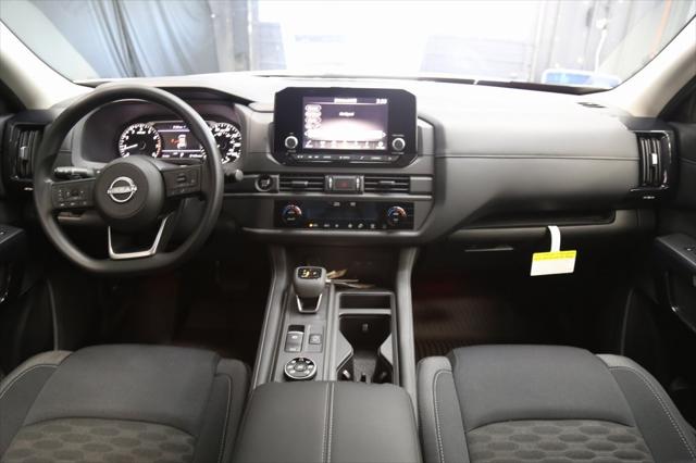2025 Nissan Pathfinder S 4WD