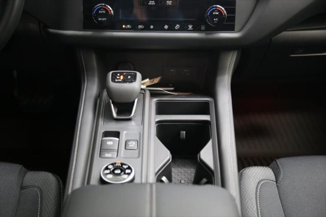 2025 Nissan Pathfinder S 4WD