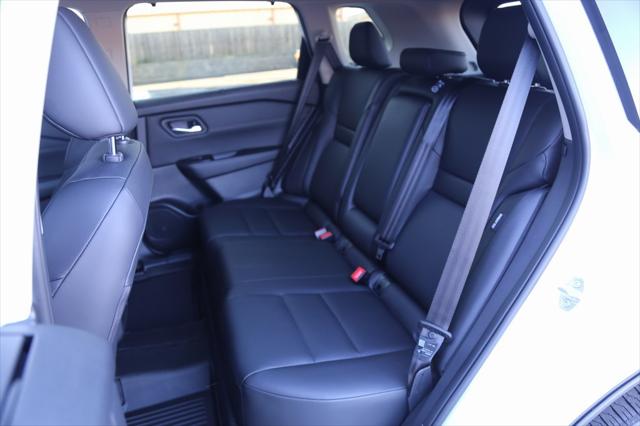 2025 Nissan Rogue SV FWD