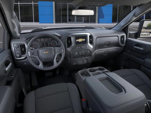 2025 Chevrolet Silverado 2500HD 4WD Crew Cab Standard Bed Custom