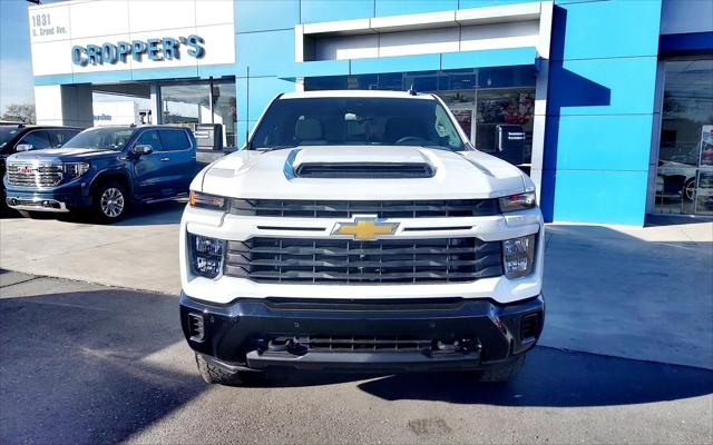 2025 Chevrolet Silverado 2500HD 4WD Crew Cab Standard Bed Custom