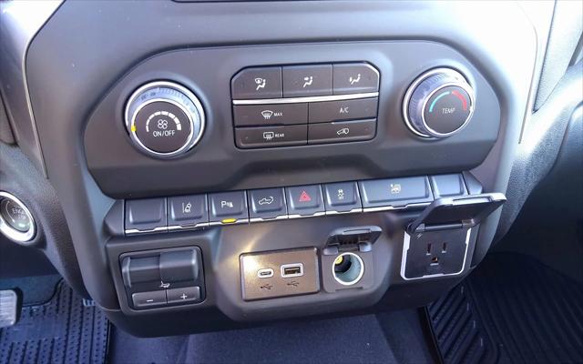 2025 Chevrolet Silverado 2500HD 4WD Crew Cab Standard Bed Custom