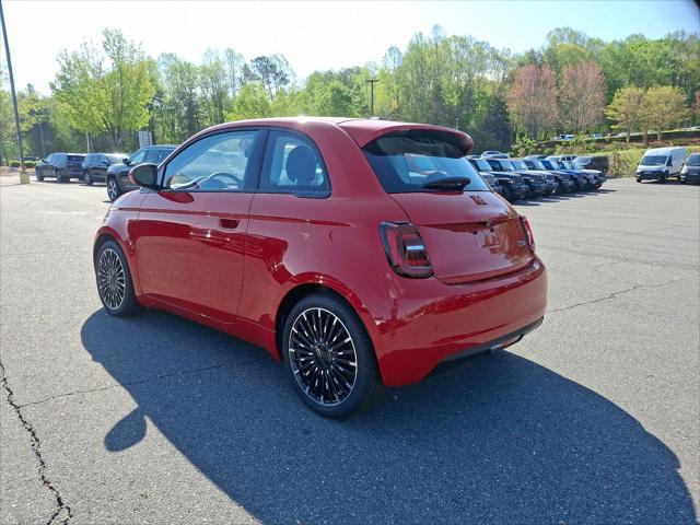 2024 Fiat FIAT 500e 500e INSPI(RED)